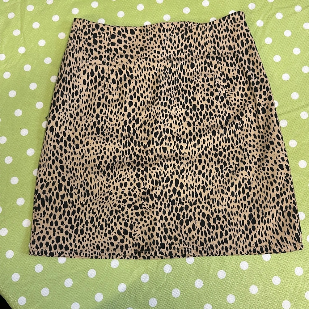 Brandy Melville cheetah skirt